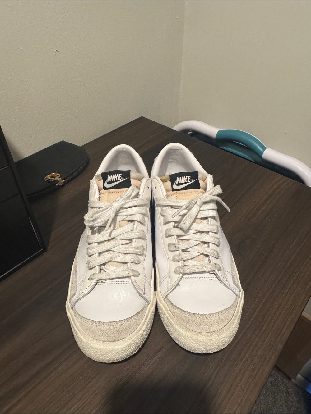 Women's Nike Blazer Low, white/black, size 10 - Picture 2 of 8